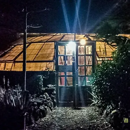 אתר קמפינג The Secret Garden Lanzarote